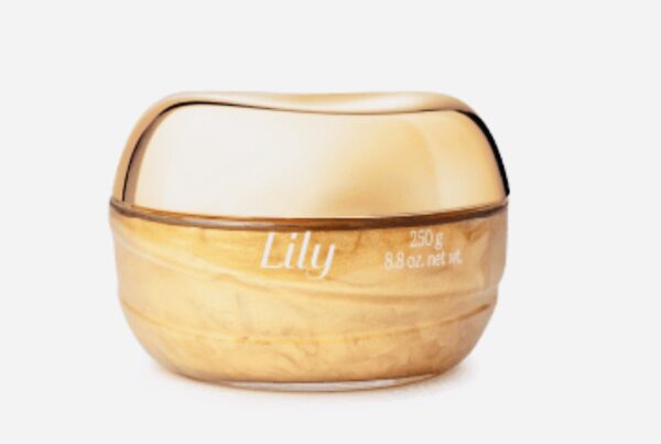 Gel iluminador hidratante corporal Lily 250g